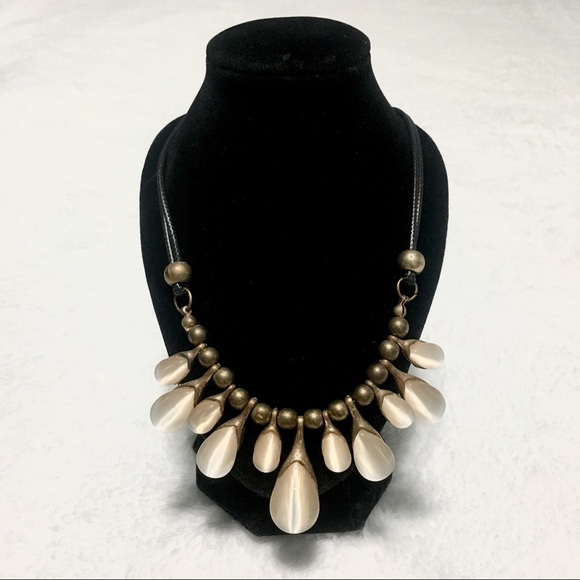 Jewelry - Teardrop Stone Date Night Statement Necklace Costume Jewelry